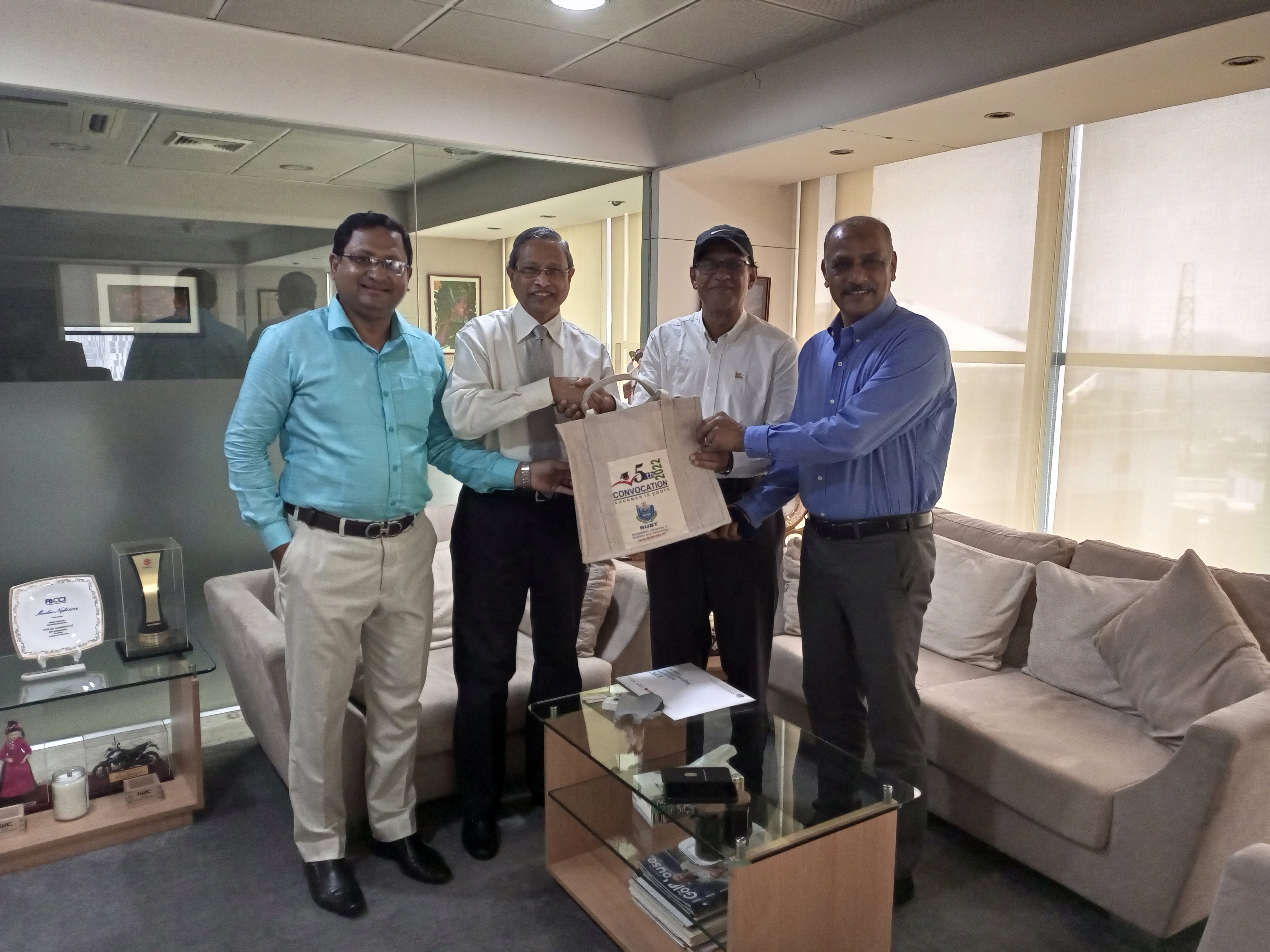 BUBT team holds a courtesy meeting with Uttara Group Chairman